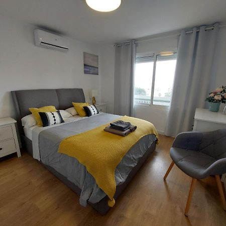 Beautiful Sea Views Cozy Apartment 350 M From Beach เบนัลมาเดนา ภายนอก รูปภาพ