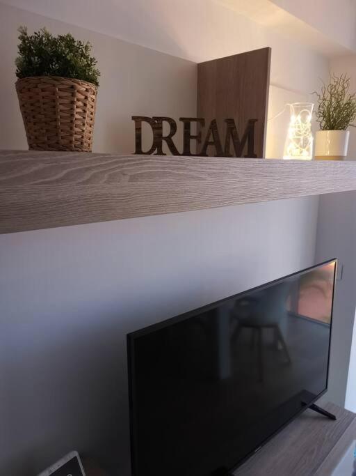 Beautiful Sea Views Cozy Apartment 350 M From Beach เบนัลมาเดนา ภายนอก รูปภาพ