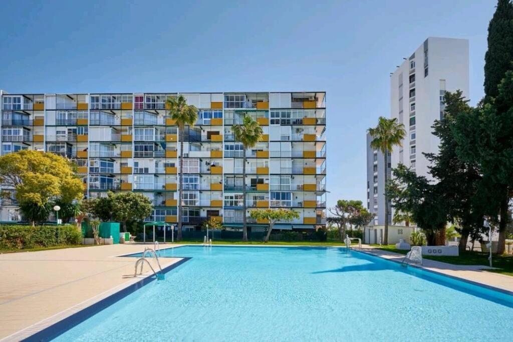 Beautiful Sea Views Cozy Apartment 350 M From Beach เบนัลมาเดนา ภายนอก รูปภาพ