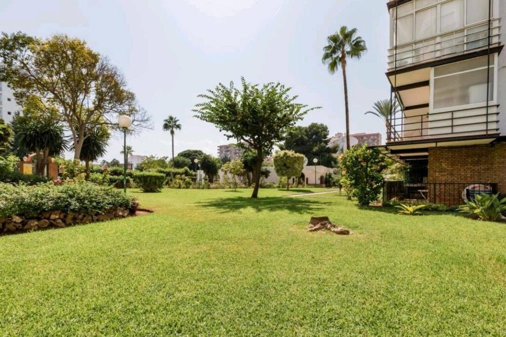 Beautiful Sea Views Cozy Apartment 350 M From Beach เบนัลมาเดนา ภายนอก รูปภาพ